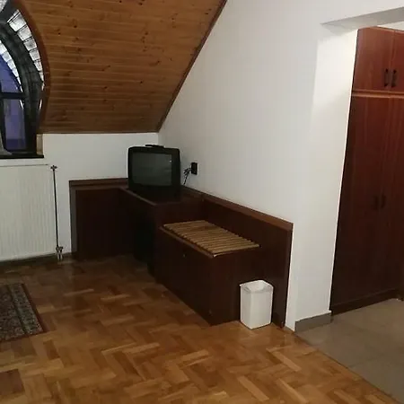 Peregrino Panzio Frühstückspension Budaörs