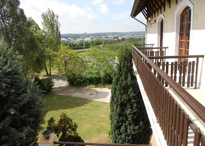 Peregrino Panzio 3* Budaörs